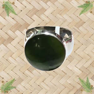 New Zealand Jewellery: NZ Greenstone and Silver Round 16mm Ring - Medium