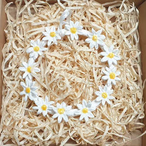 White Daisy Chain