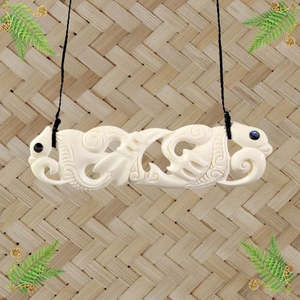 Bone Jewellery: Double Manaia Bone Breastplate with Paua - 143mm