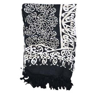 Kiwiana: Sarong Kowhaiwhai Print - Black & White