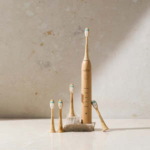 Sustainable Oral Care: Full Year Freshness Set