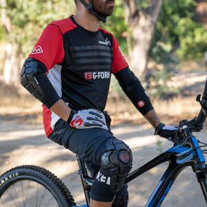 Protection: G-Form Pro-X3 Elbow Guard