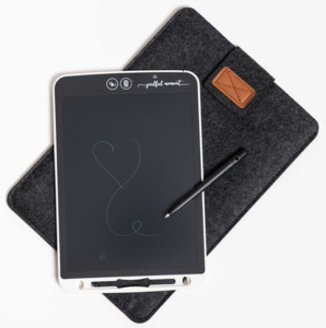 Build Your Own: LCD Screen with felt folder