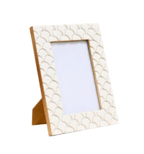 Cascade Frame 4*6 - Cream
