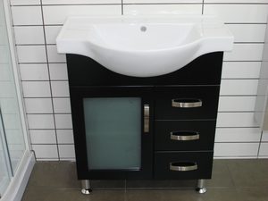 Renwick 750 Glass Door Floor Standing Vanity – Black