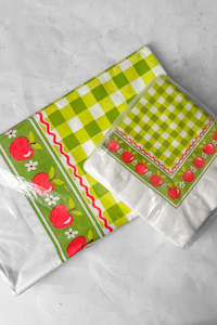 Vintage Clothing - Online: Vintage Table Cloth and Napkins