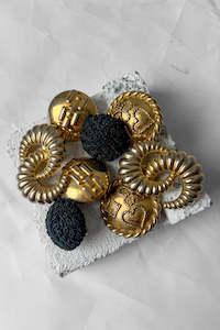 Vintage Clothing - Online: Vintage Clip On Earrings