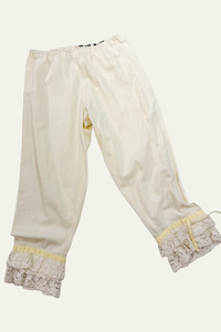 Butter Yellow Cotton and Lace Capri's (XS)