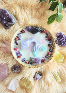 Products: Crystals infused coco candle (I am calm) CrystaLandnz