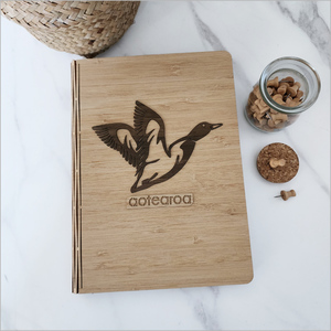Bamboo Journal: Duck River Rimu Veneer (rrdknb)Bamboo Journal with replaceable book