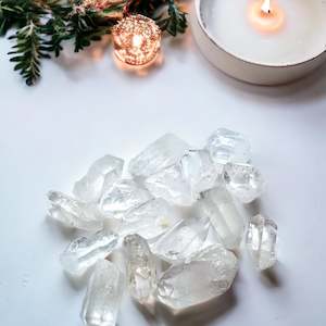 Crystal Points Spheres Clusters: Small Clear Quartz Points