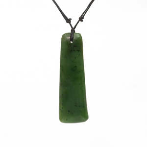 Jewellery: Nephrite Jade Pendant
