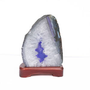 Products: Agate Geode Lamp - Purple