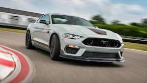 Exterior: Mustang Mach 1 Handling Pack Front Splitter