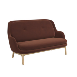 Lounge: Fri Sofa - Solid Oak Legs
