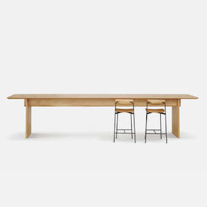 Meeting: Nami Conference Table High