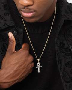 Criminal Damage Halloween Look: Saint Morta ANKH Cross Pendant Gold