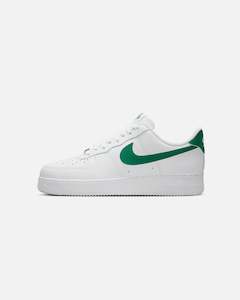 Nike Air Force 1: Nike Air Force 1 '07 White/Green