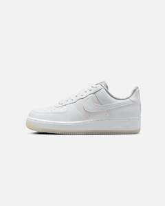 Nike Women's Air Force 1 '07 White/White