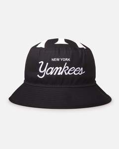 New Era New York Yankees 'Script' Bucket Hat Official Team Colour