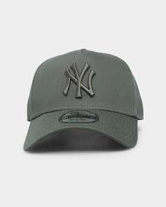 Gifts For Him: New Era New York Yankees 'Tonal' 9FORTY A-Frame Snapback Olive