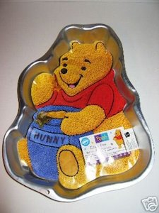 HIRE - Winnie the Pooh Cake Tin