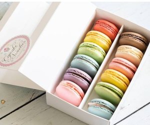 Mixed Macaron Gift Box – 12 Pack