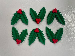 Decorations: Christmas Holly | Pack of 6 | 3 cm | Pick Up Only