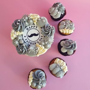 Sweet Treats: Father's Day Bento Cake & Cupcakes