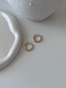 Bold Classic Hoop Earrings 22mm