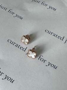 Sakura Earrings White