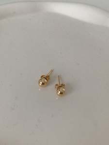 Earrings: Ball Stud Earrings