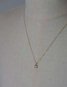 Necklaces: Dainty Necklace