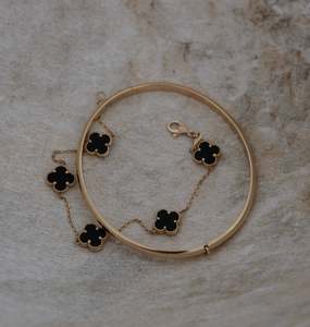 Bracelets And Bangles: Black Clover Bracelet