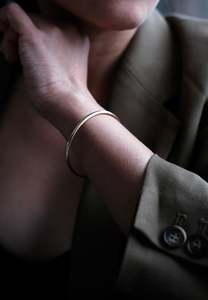 Bracelets And Bangles: Plain Bangle