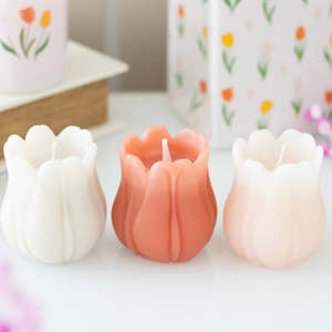 Tulip Candle