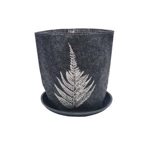 Aotearoa: Eco Felt Grow Bag - Silver Fern 2