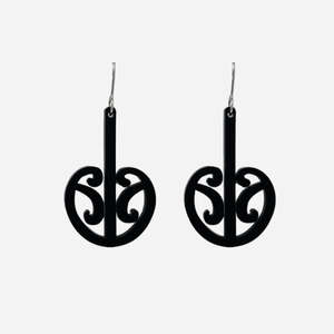 Gift: Earrings - Nichola - Mangopare