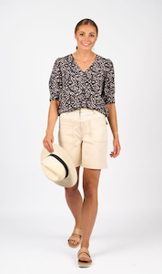 Knewe: Spin Short | Natural Denim