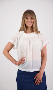 Briarwood: Pia Top | White