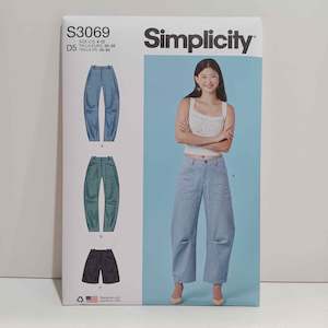 Simplicity Patterns Pants: S3069 Misses Pants and Shorts