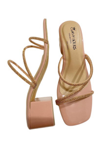 Curvy Soles Penelope - Wide Fit Block Heels