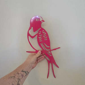 Birds: swallow - tickle pink