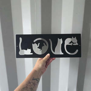 Animals And Insects: love cats - matt black