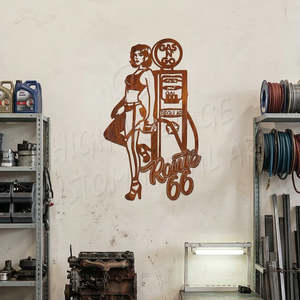 routte 66 gas girl - corten