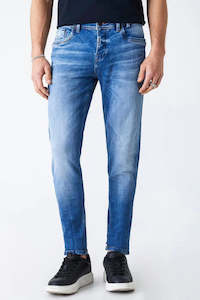 Servando Taper Fit: Arava Wash
