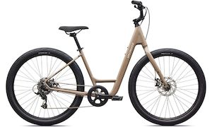 Specialized Bicycles: Specialized 2026 Roll 2.0 Low Entry