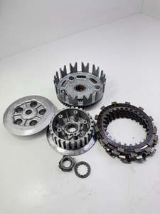 Clutch: 1998-1999 Yamaha YZ400 Clutch Set / Hub/pressure Plate/ Basket OEM #87