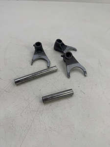 Rm125: 2000 Suzuki RM125 Gear Shift Forks Shafts Shifter Fork Selector OEM #20