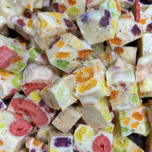 snowflake: [Snowflake Crisps] Froot Loops Tropical [220g]